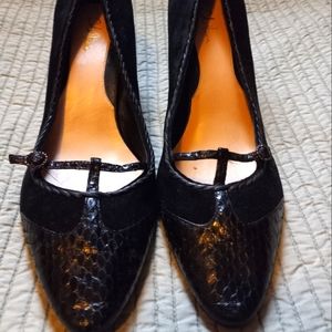 Cole Haan 2" Black Pumps